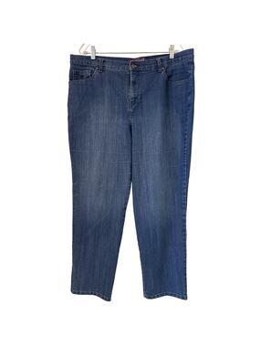 Gloria Vanderbilt 18 W Amanda Light Wash Jeans